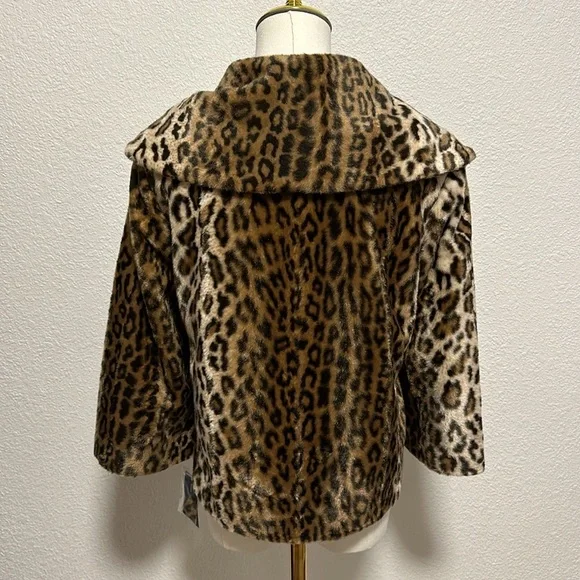 Cheetah Jacket - Picture 3 of 6